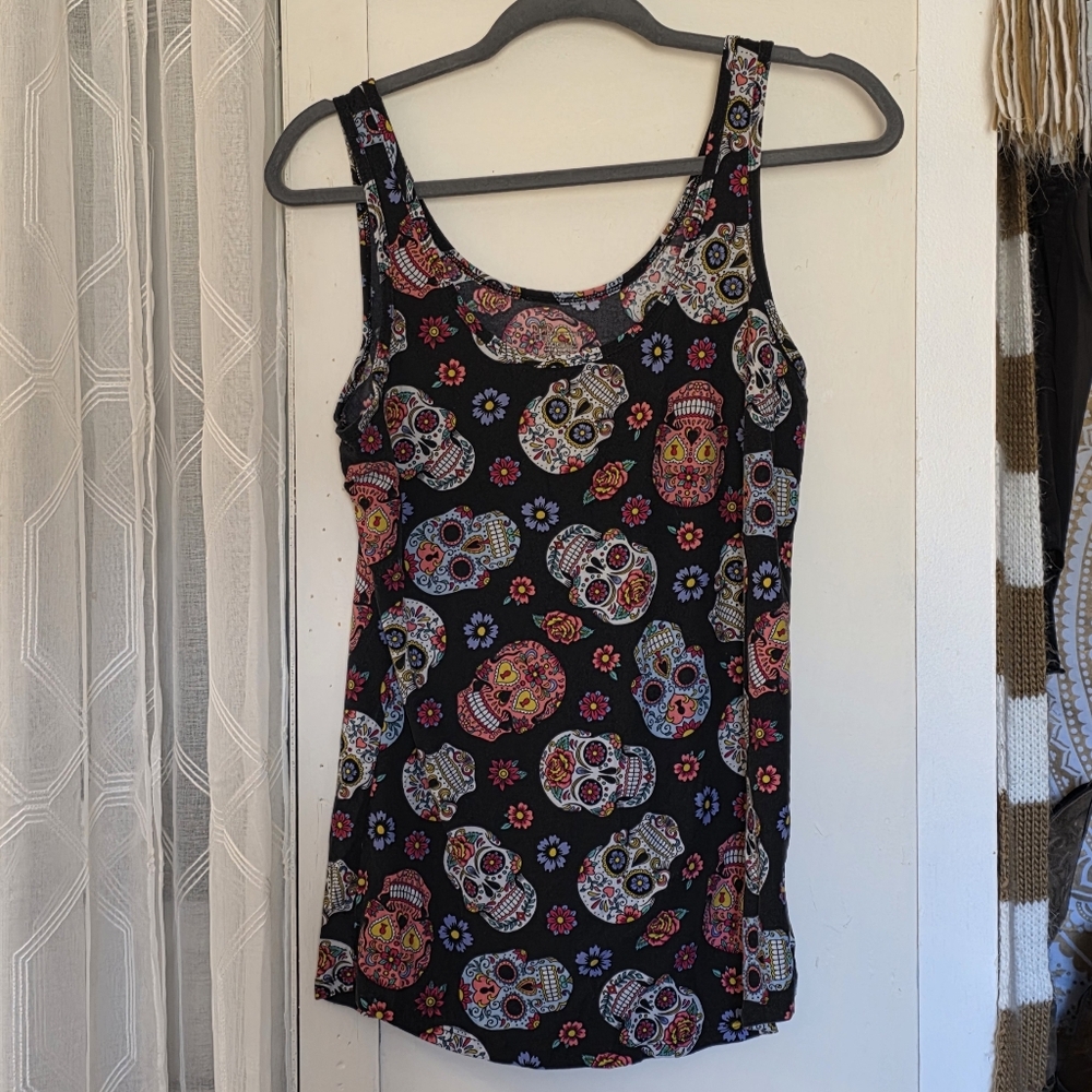 No Boundaries Black Tank Top with Colorful Skull Design